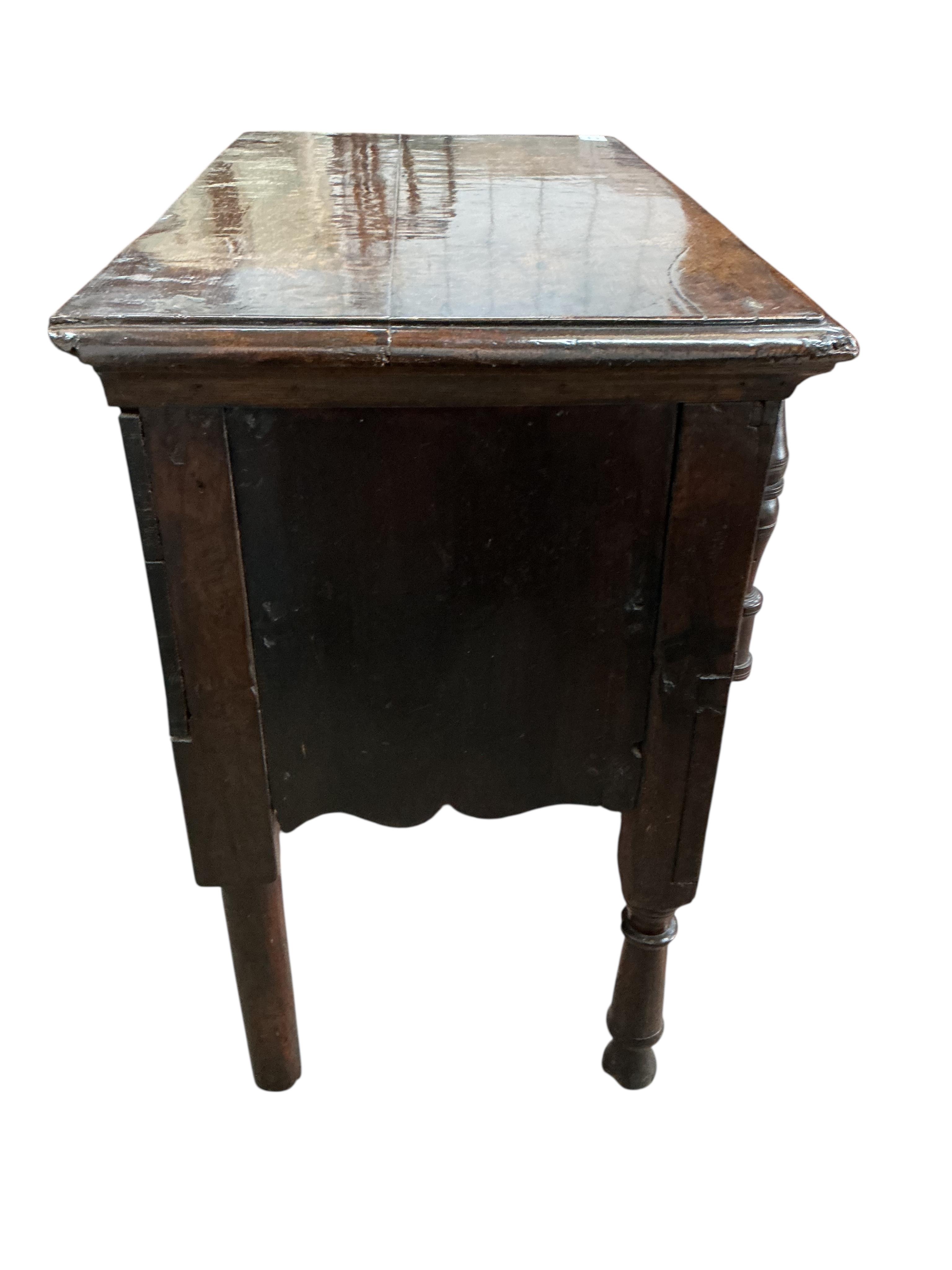 An 18th century inlaid rectangular oak and mahogany banded side table, width 91cm, depth 50cm, height 80cm
